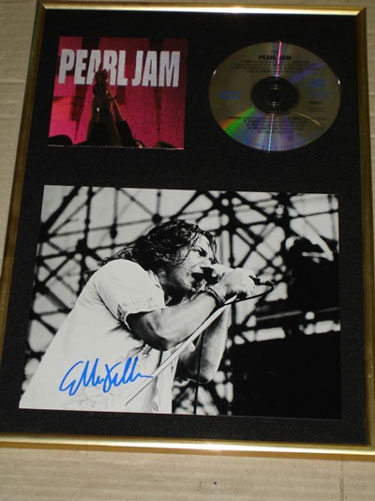 Pearl Jam Autographed Eddie Vedder HAND SIGNED Live CD Photo Fra