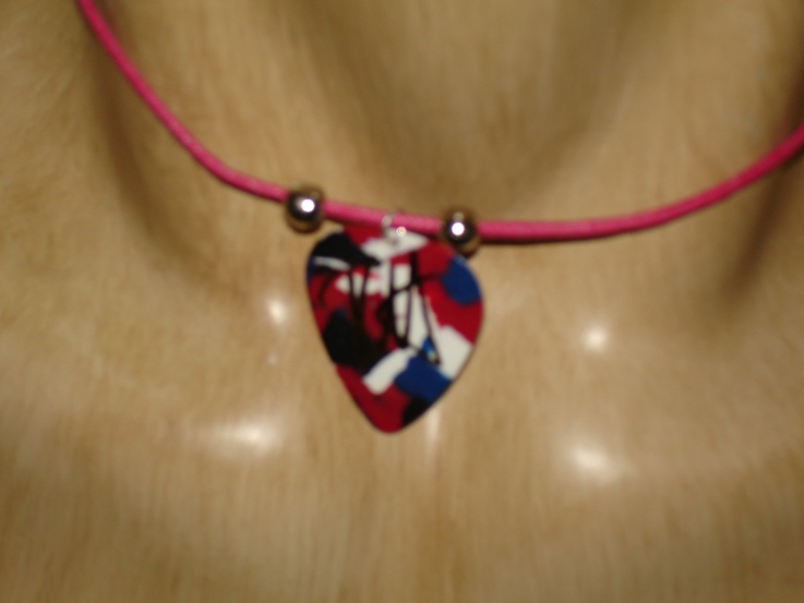METALLICA Kirk Hammett Ltd Signed Guitar Pick Necklace